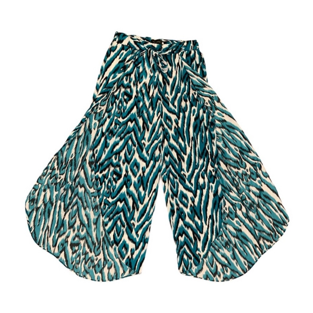 Ava & Aiden Tie-waist wide leg butterfly pants